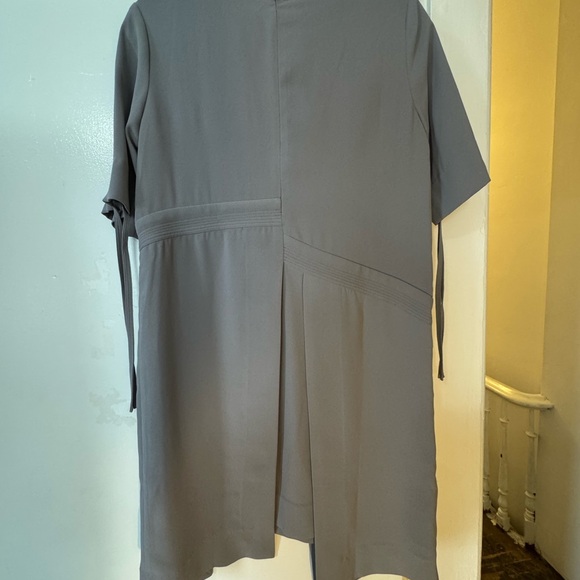 The Mount Dennis Structured Dress - Picture 5 of 5